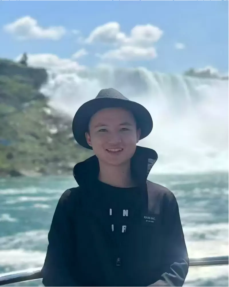 Zachary's Profile Picture